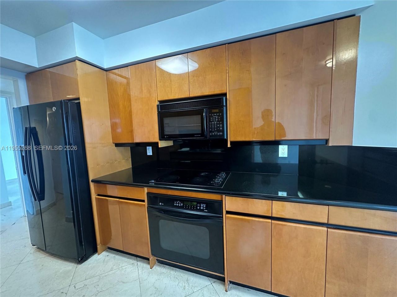 18671 Collins Av , Unit 2304, Sunny Isles Beach, FL 33160 Photo