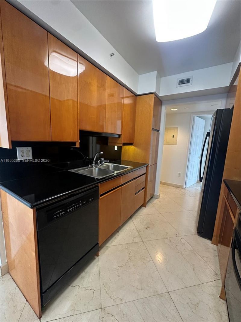 18671 Collins Av , Unit 2304, Sunny Isles Beach, FL 33160 Photo