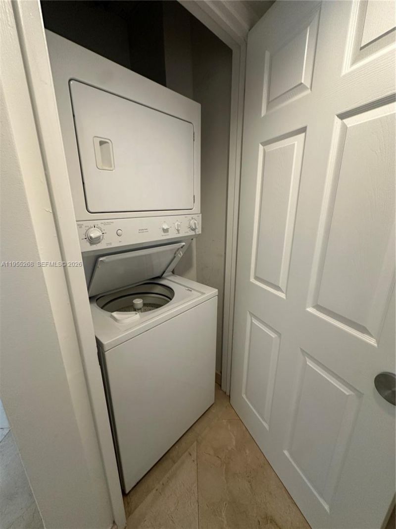 18671 Collins Av , Unit 2304, Sunny Isles Beach, FL 33160 Photo