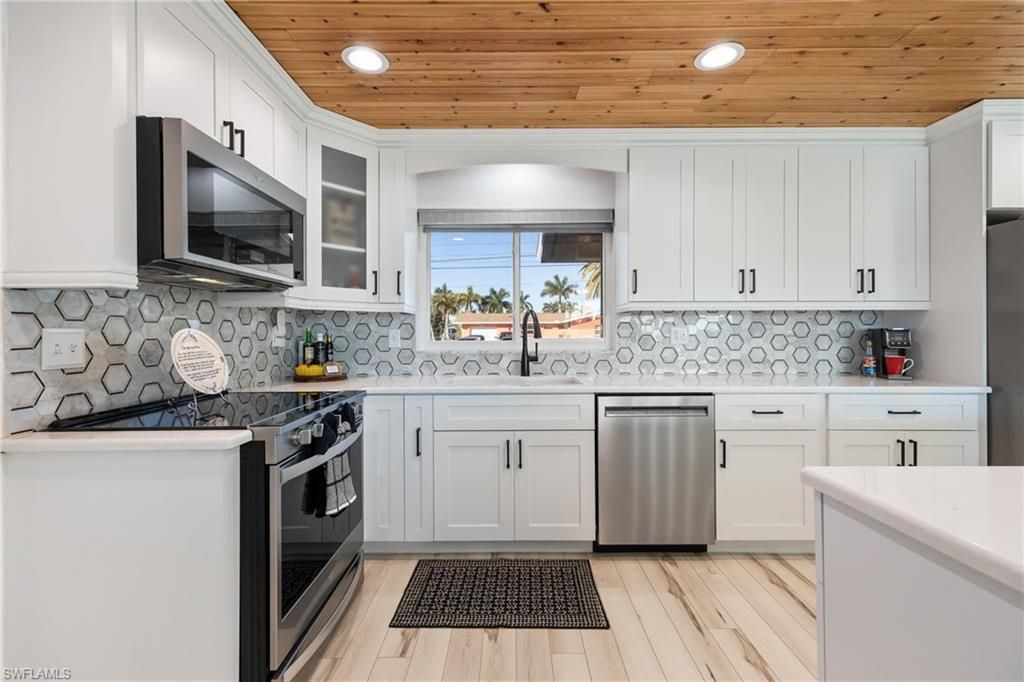 3113 SE 17th Pl, Cape Coral, FL 33904 Photo