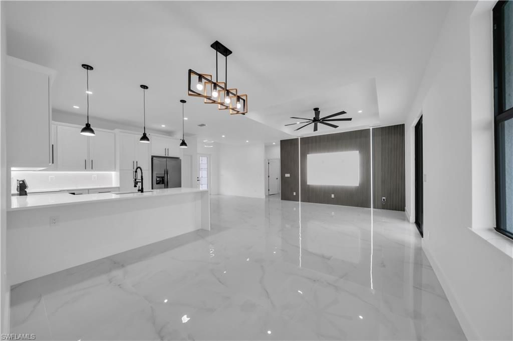 2023 Canton Ave , Alva, FL 33920 Photo