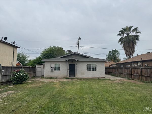 507 L Street, Bakersfield, CA 93304