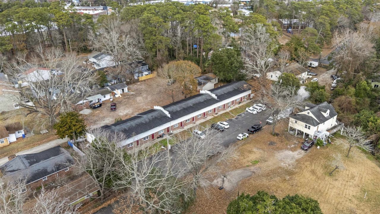 906 3rd Ave. N Photo 4