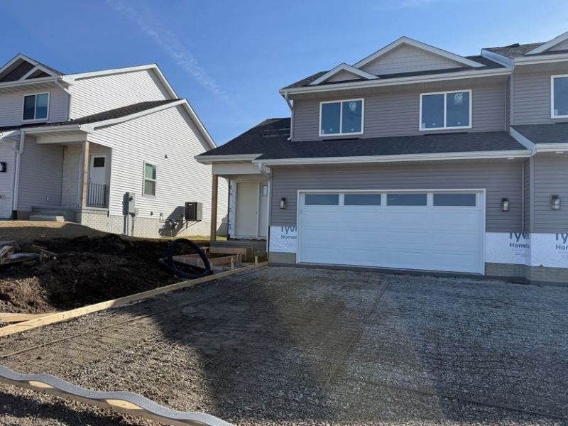 109 Dawson Drive, West Branch, IA 52358 Main Photo