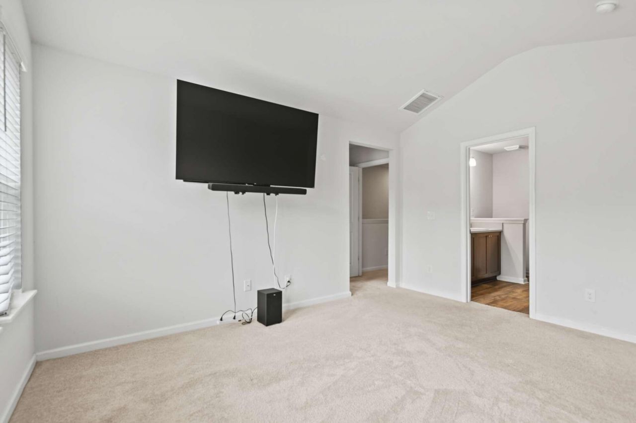 111 Cozy Nest Way Photo 16