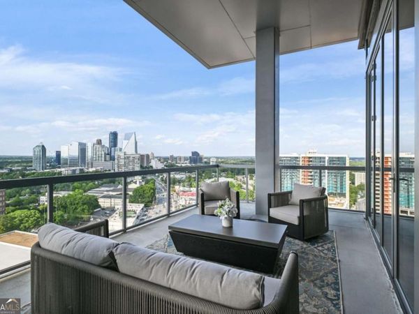 3107 Peachtree Road NE, Unit PH2003, Atlanta, GA 30305