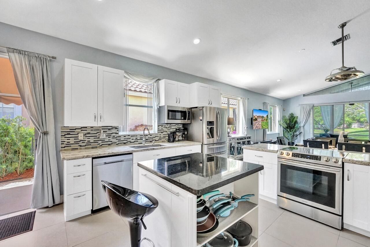 11067 Springbrook Circle, Boynton Beach, FL 33437 Photo