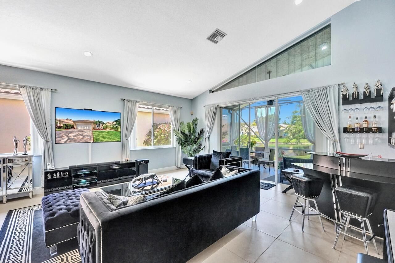 11067 Springbrook Circle, Boynton Beach, FL 33437 Photo