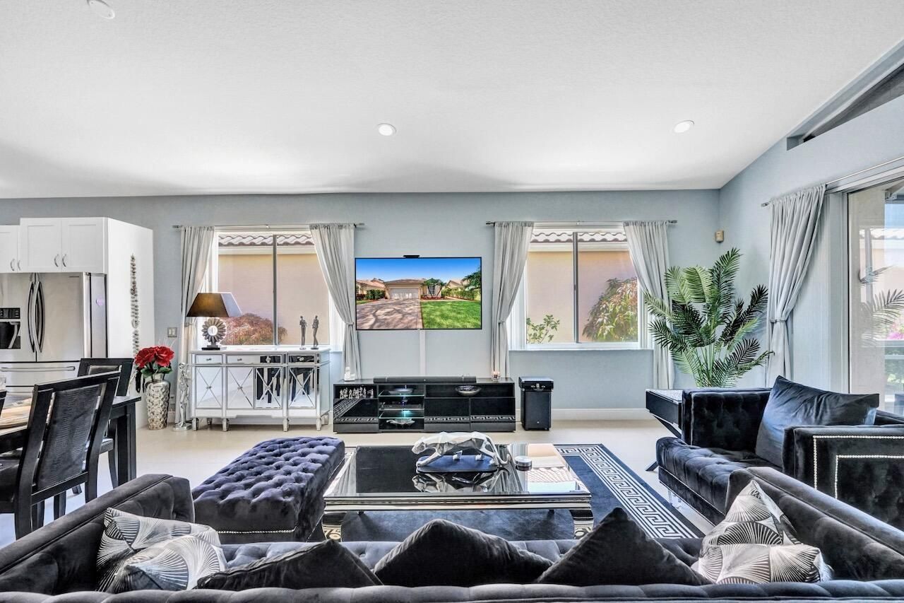 11067 Springbrook Circle, Boynton Beach, FL 33437 Photo