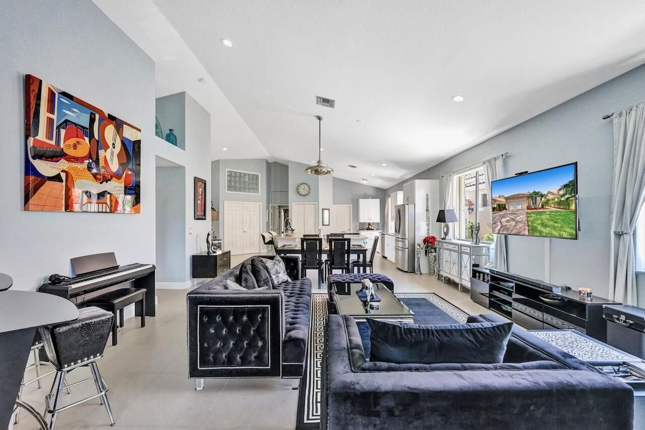 11067 Springbrook Circle, Boynton Beach, FL 33437 Photo