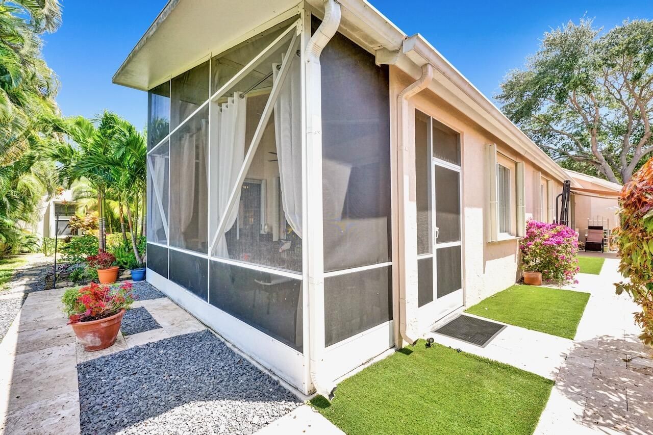 11067 Springbrook Circle, Boynton Beach, FL 33437 Photo