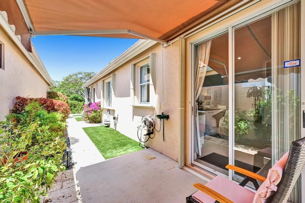 11067 Springbrook Circle, Boynton Beach, FL 33437 Photo