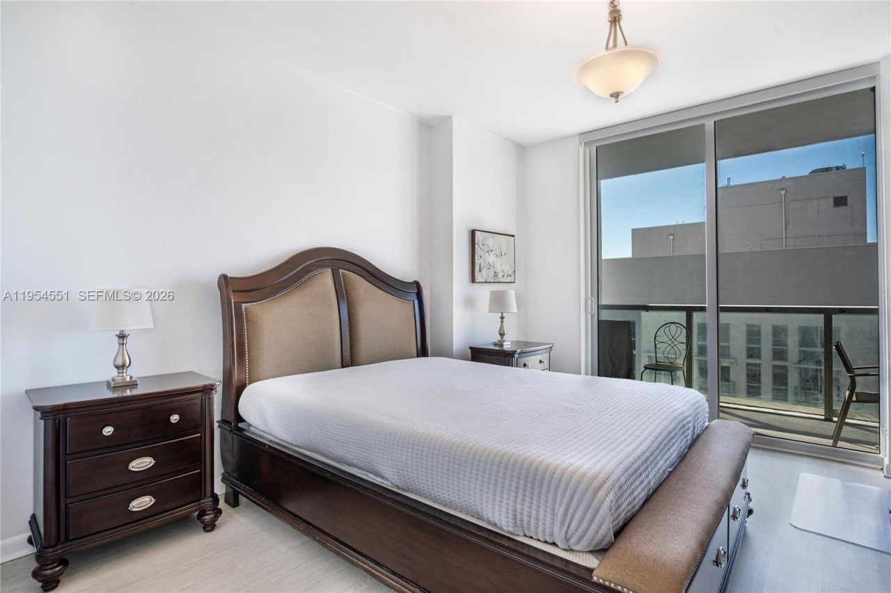 253 NE 2nd St, Unit 3104, Miami, FL 33132 Photo