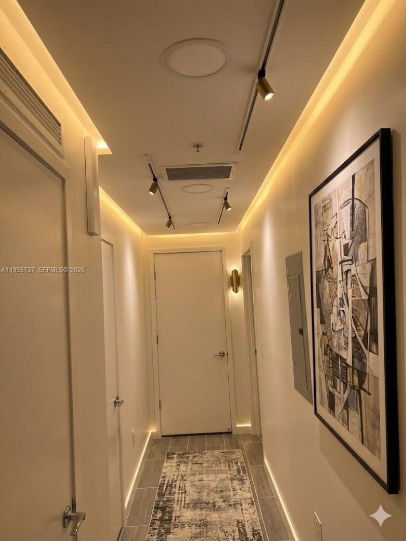 999 SW 1st Ave, Unit 2301, Miami, FL 33130 Photo