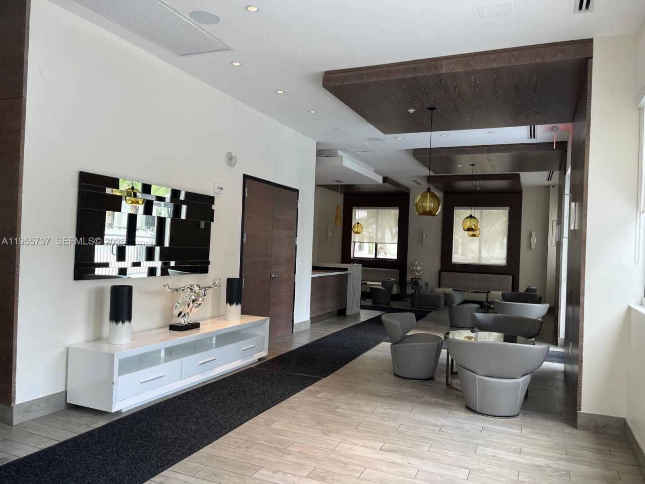 999 SW 1st Ave , Unit 2301, Miami, FL 33130 Photo