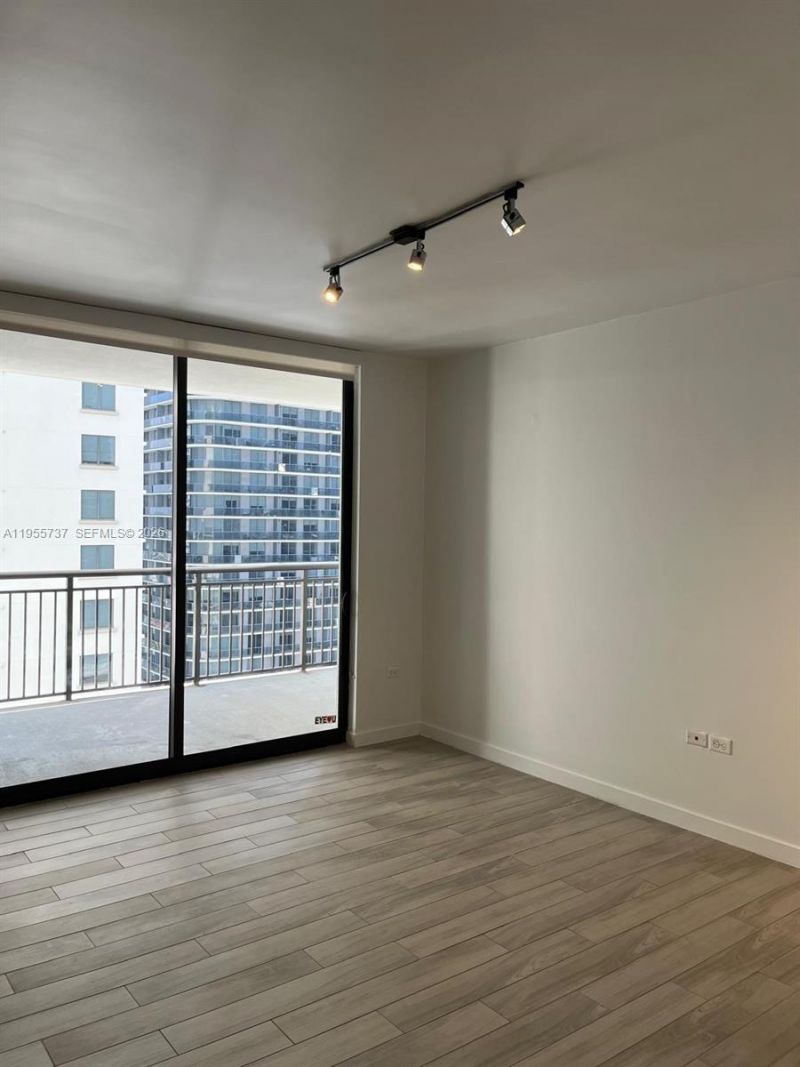999 SW 1st Ave, Unit 2301, Miami, FL 33130 Photo