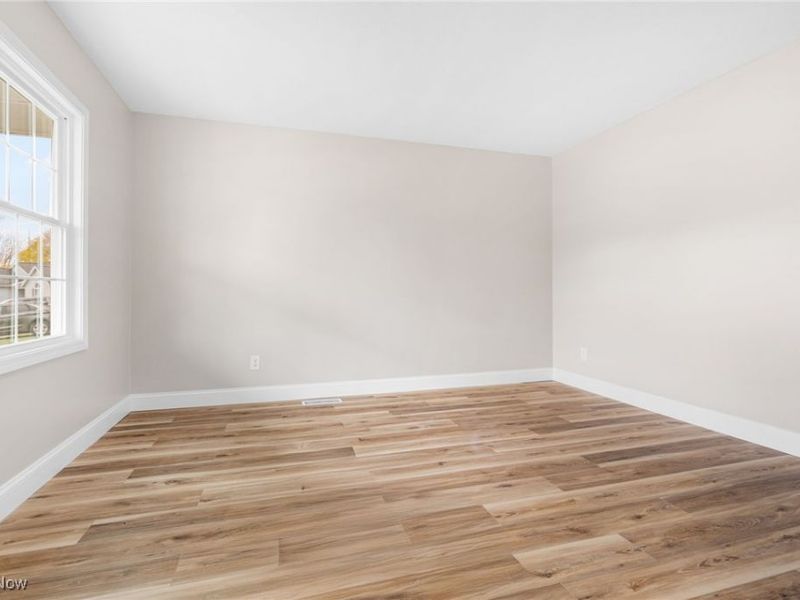 7974 Chablis Drive NW, Massillon, OH 44646 Photo 9