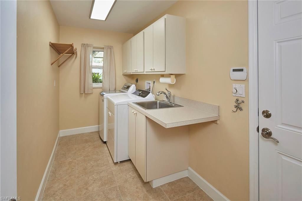 208 Silverado Dr, Naples, FL 34119 Photo