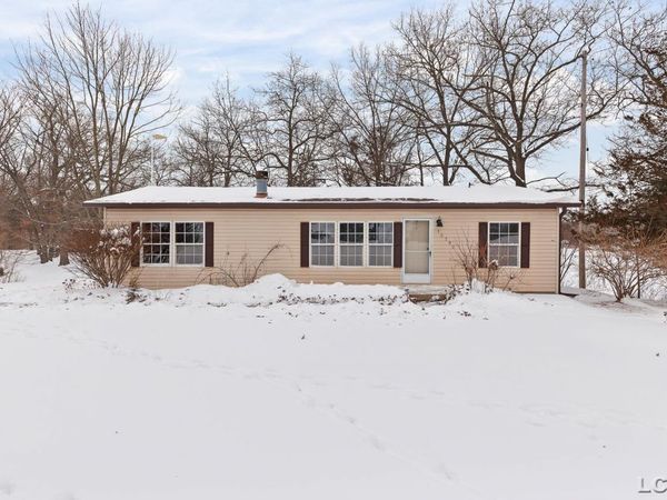 10790 Lawrence , Brooklyn, MI 49230