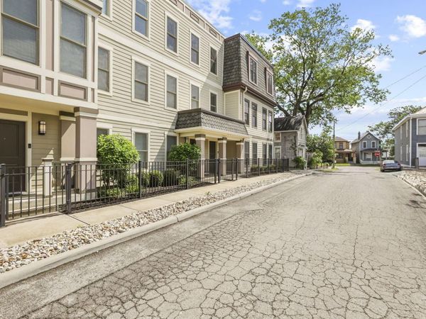 138 E Greenwood Avenue , Columbus, OH 43201