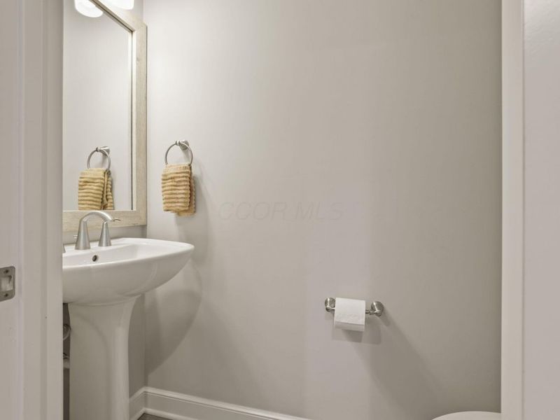 138 E Greenwood Avenue , Columbus, OH 43201 Photo 14