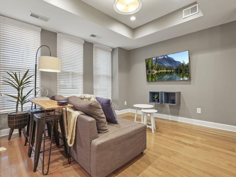 138 E Greenwood Avenue , Columbus, OH 43201 Photo 15