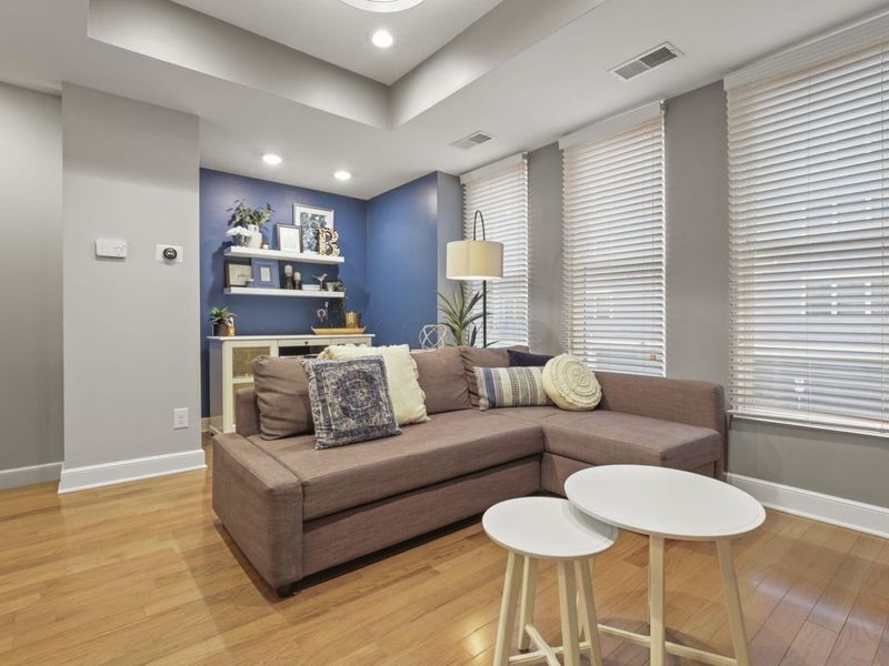 138 E Greenwood Avenue , Columbus, OH 43201 Photo 17