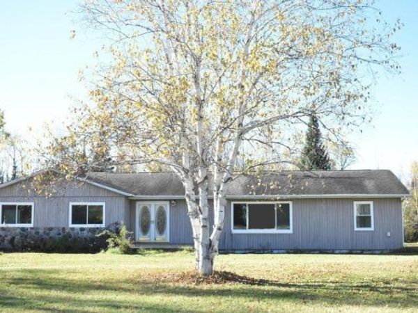2939 Grant Siding Road, Cheboygan, MI 49721