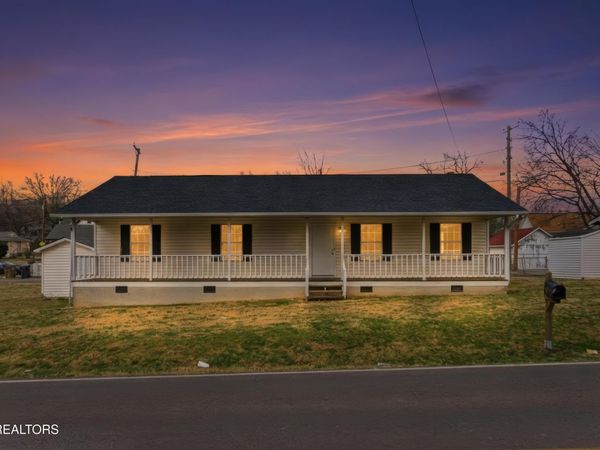 2511 Cedar Lane, Knoxville, TN 37918