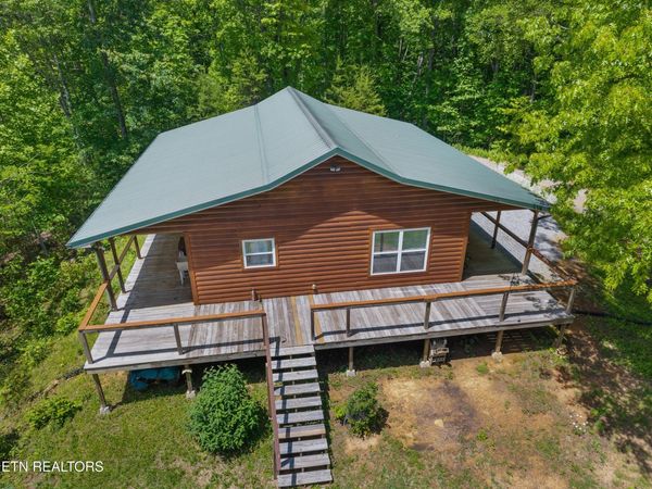 236 Beech St, Sneedville, TN 37869