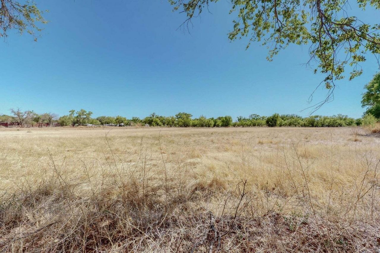 2216 Pajarito Road Sw, Albuquerque, NM 87105 Main Photo