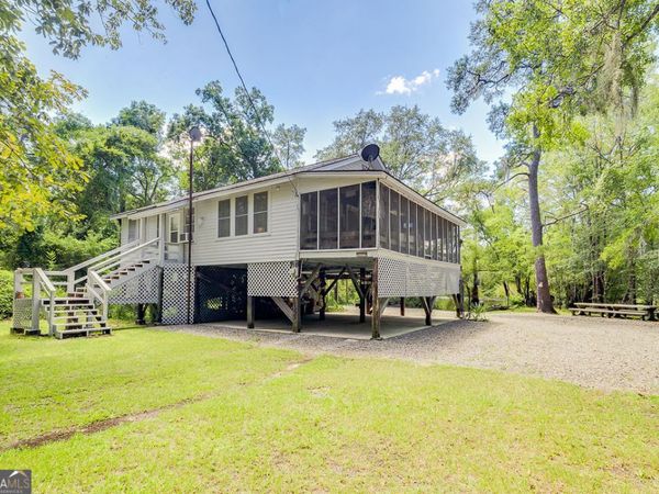 444 Harvey Road, Bloomingdale, GA 31302