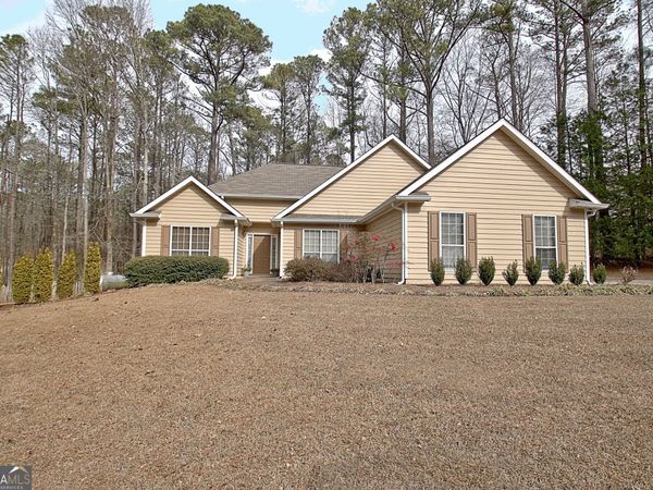 125 Wendy Way, Fayetteville, GA 30215