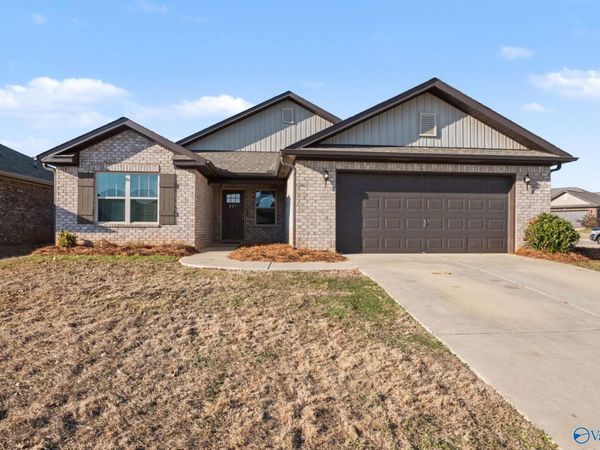 227 Hydra Circle, Huntsville, AL 35811