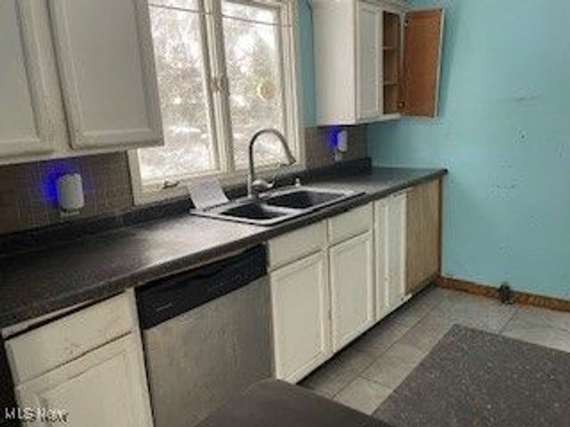 3584 Timber Lake Street NW, Uniontown, OH 44685 Photo 4