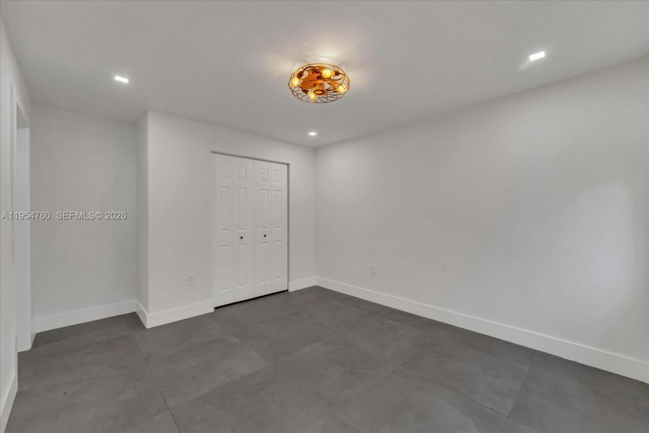 1733 NW 16th St, Unit 1, Miami, FL 33125 Photo