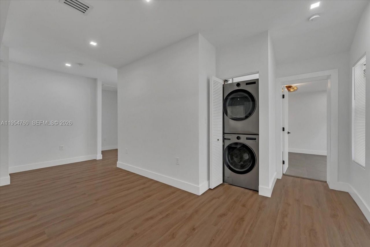 1733 NW 16th St, Unit 1, Miami, FL 33125 Photo