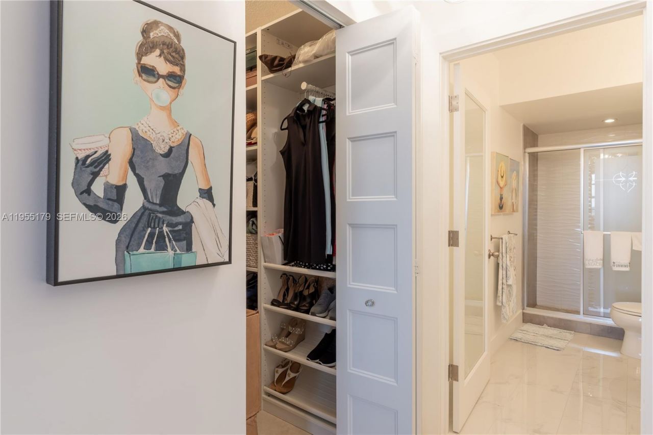 1985 S Ocean Dr, Unit 15G, Hallandale Beach, FL 33009 Photo