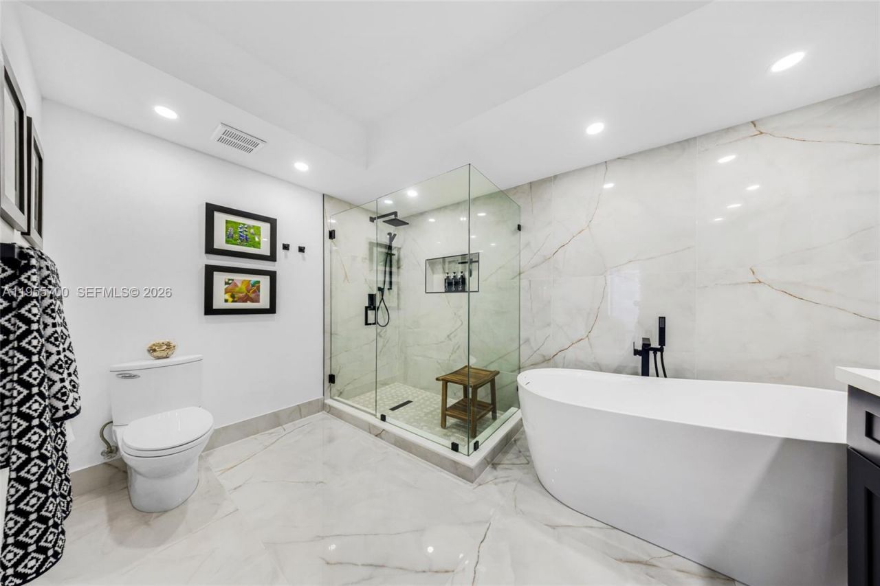 2831 N Ocean Blvd, Unit 702N, Fort Lauderdale, FL 33308 Photo