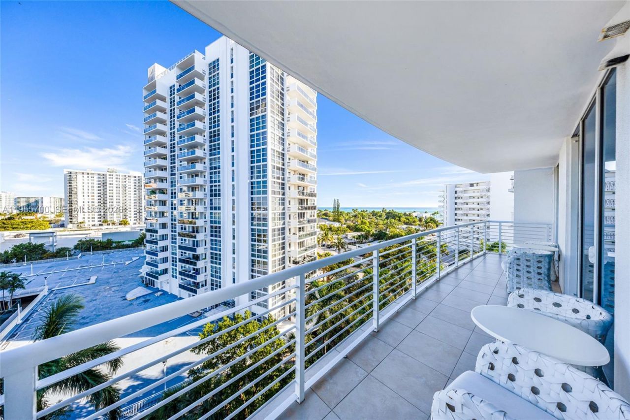 2831 N Ocean Blvd, Unit 702N, Fort Lauderdale, FL 33308 Photo