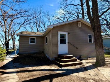 36678 Oak Point Drive, New York Mills, MN 56567