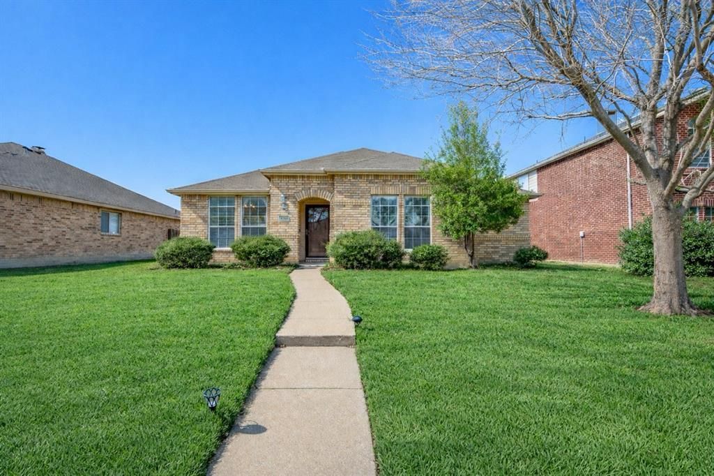 1313 Illinois Avenue, Lancaster, TX 75134 Main Photo