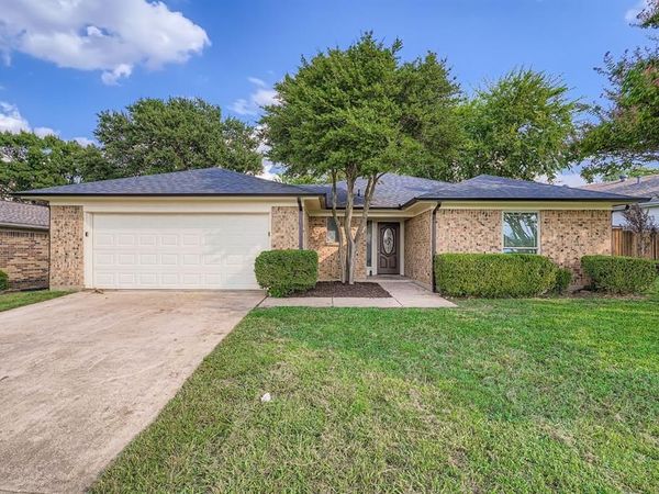 3809 Misty Meadow Drive, Fort Worth, TX 76133