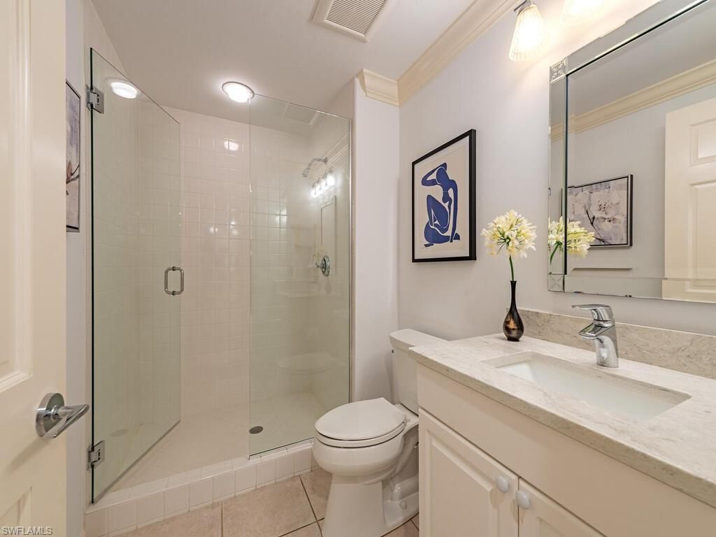 60 Seagate Dr , Unit 1205, Naples, FL 34103 Photo