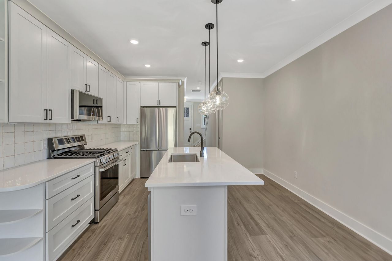 1910 Piper Drive Photo 10