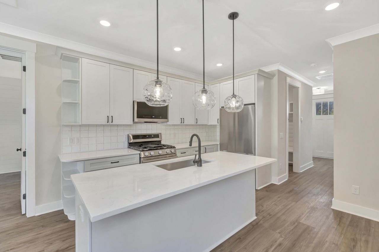 1910 Piper Drive Photo 11