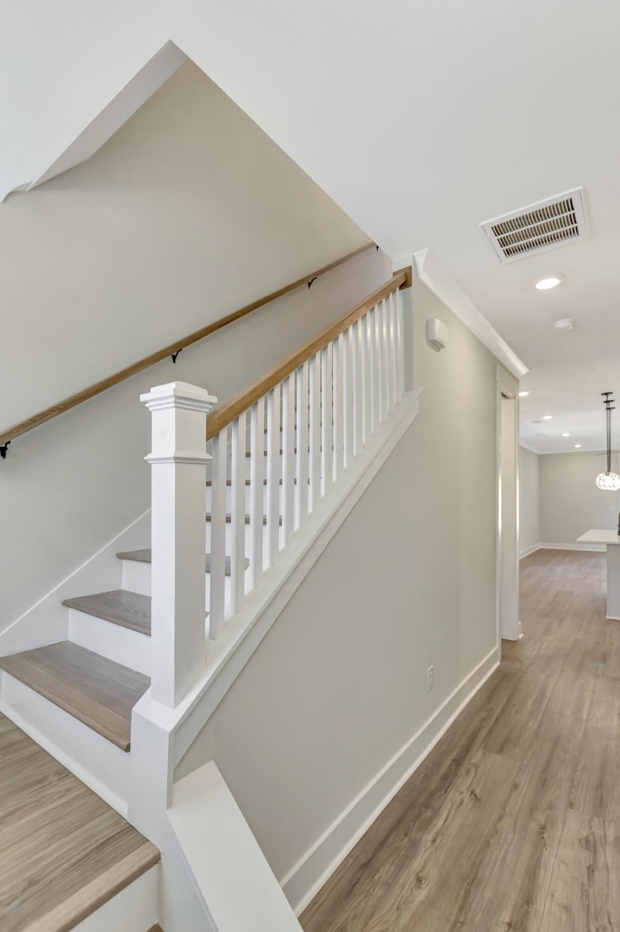 1910 Piper Drive Photo 20