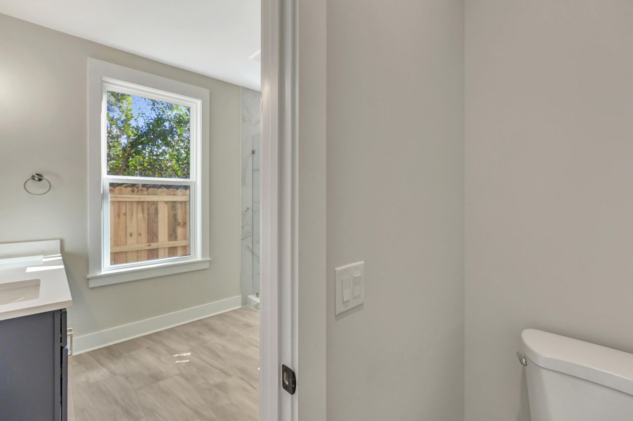 1910 Piper Drive Photo 25