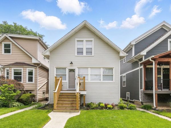 1024 S Ridgeland Avenue, Oak Park, IL 60304