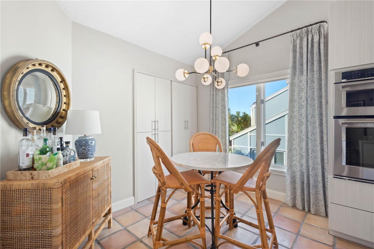 121 Tidy Island Boulevard, Bradenton, FL 34210 Photo